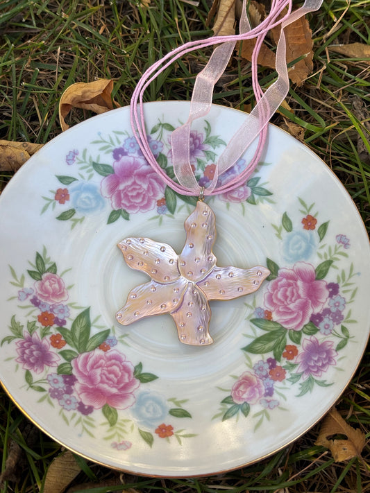 petal sea star necklace