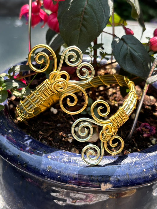 ￼green & gold cuff