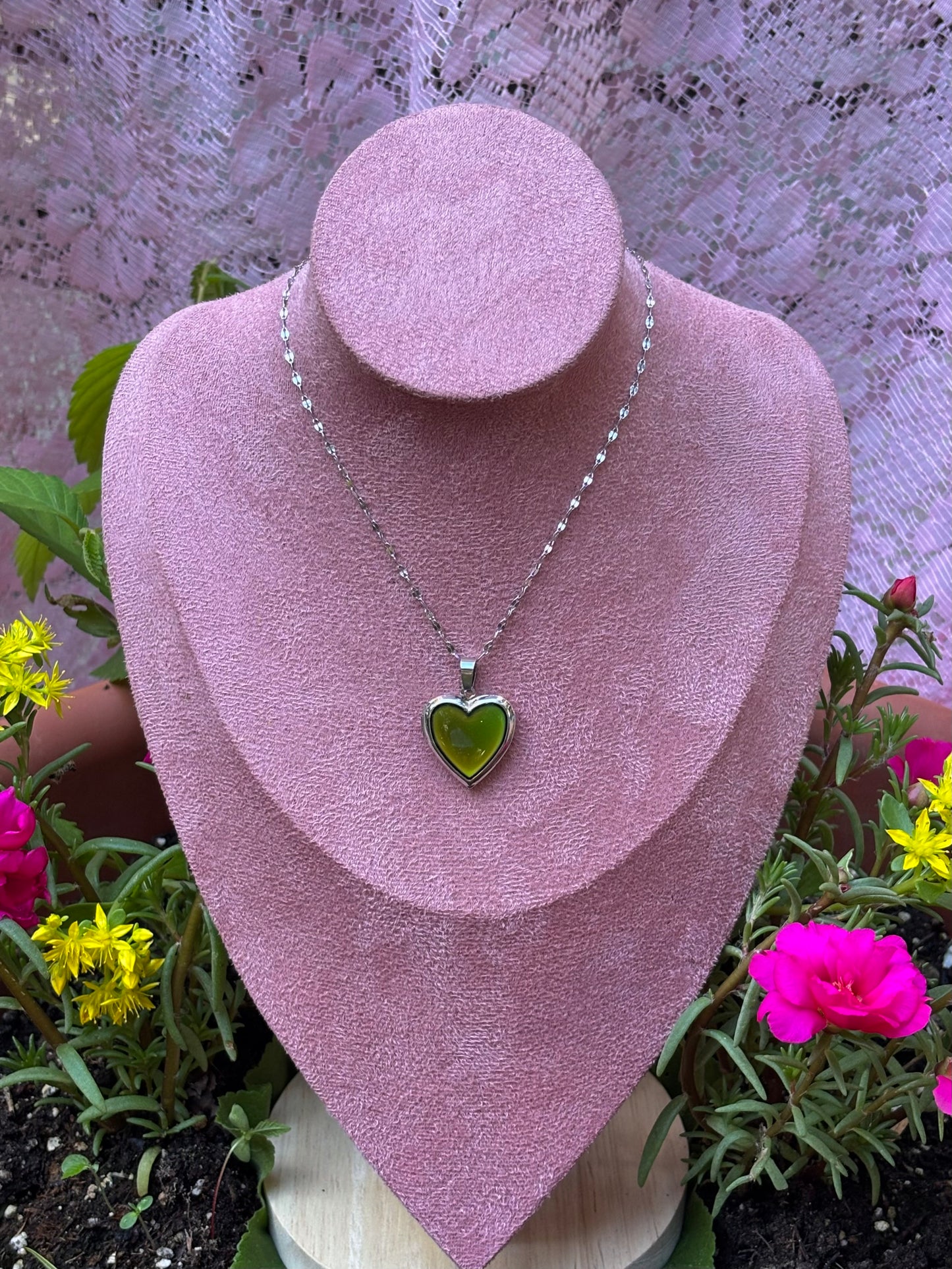 mood locket