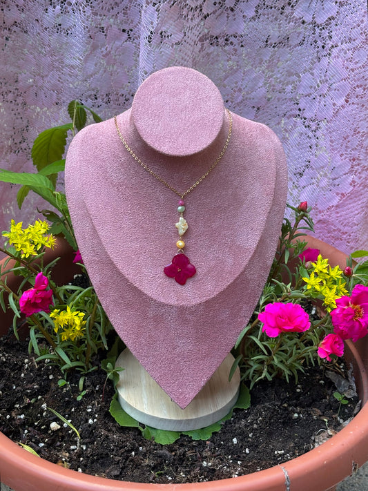 hydrangea necklace