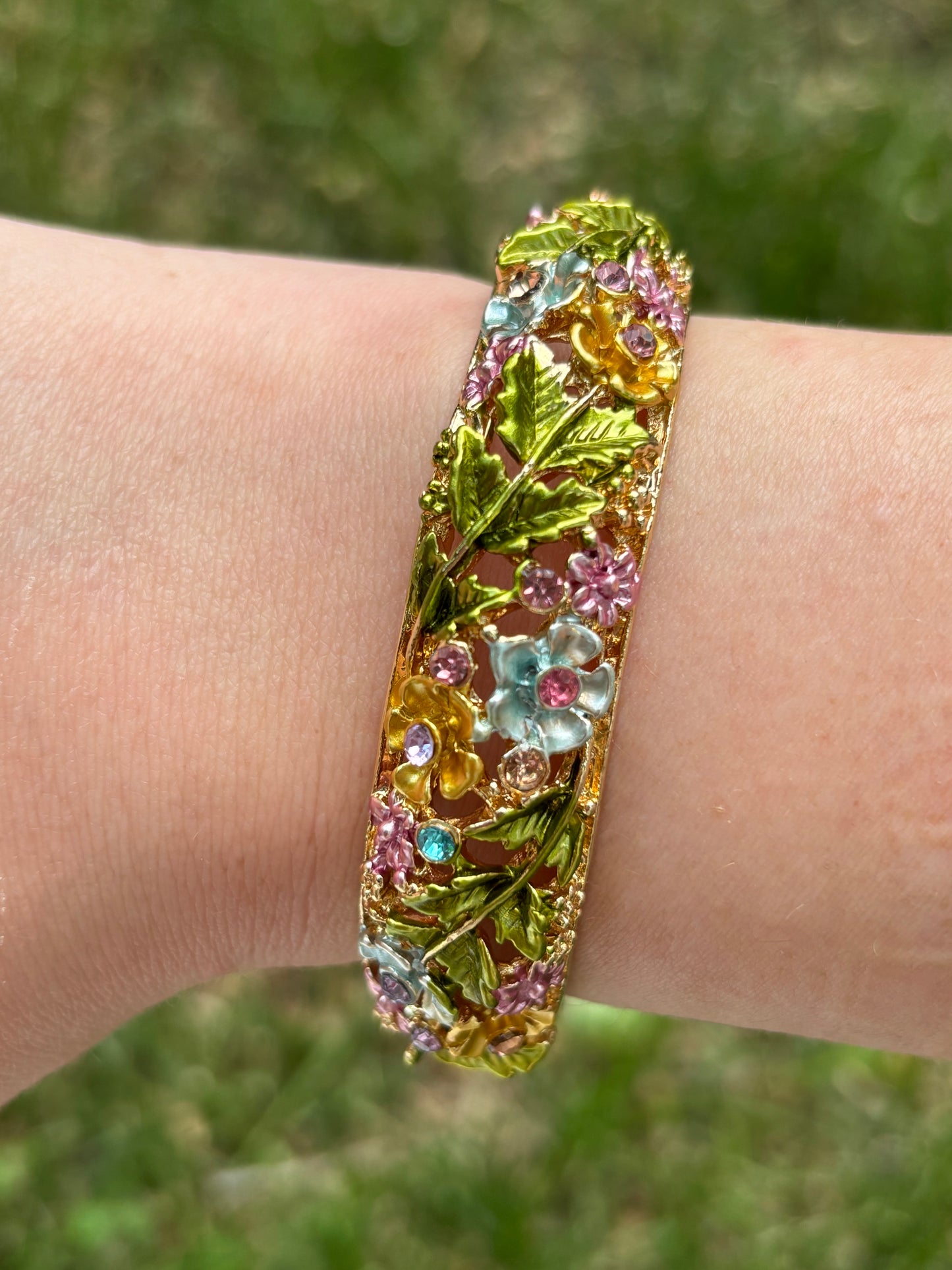 floral bangle