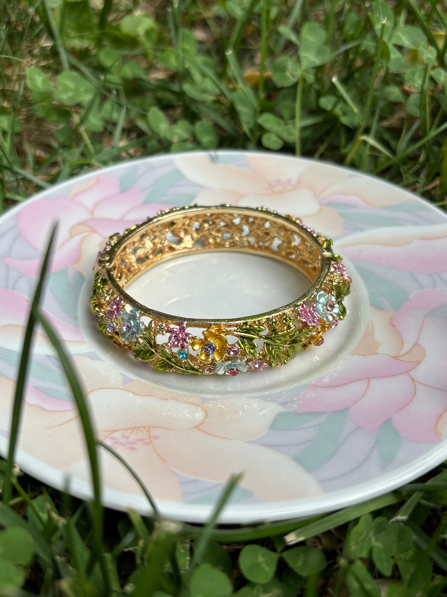 floral bangle