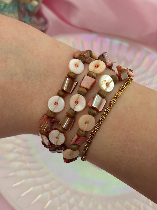 button shell bracelet