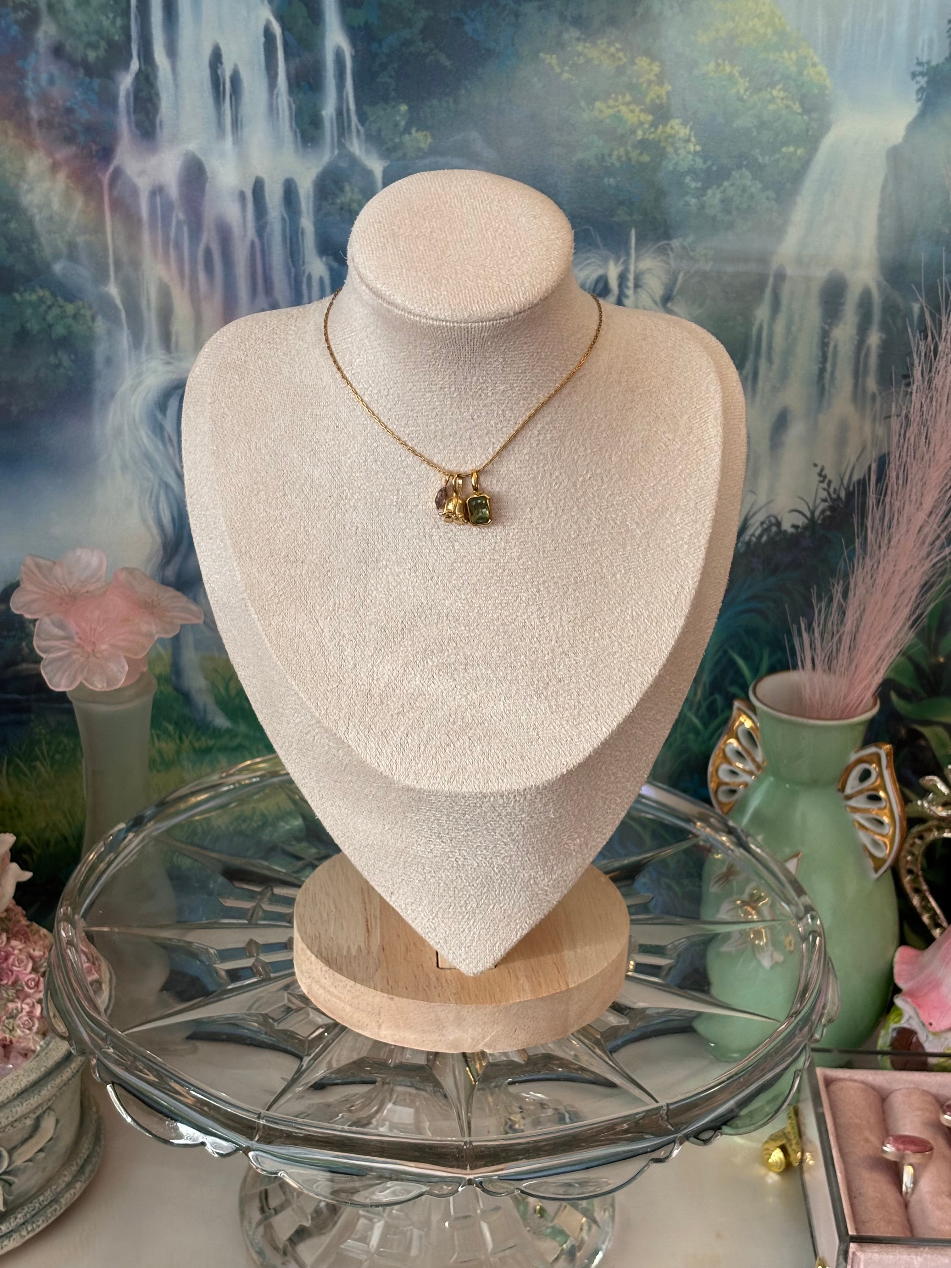 liana charm necklace – Venus Lemonade