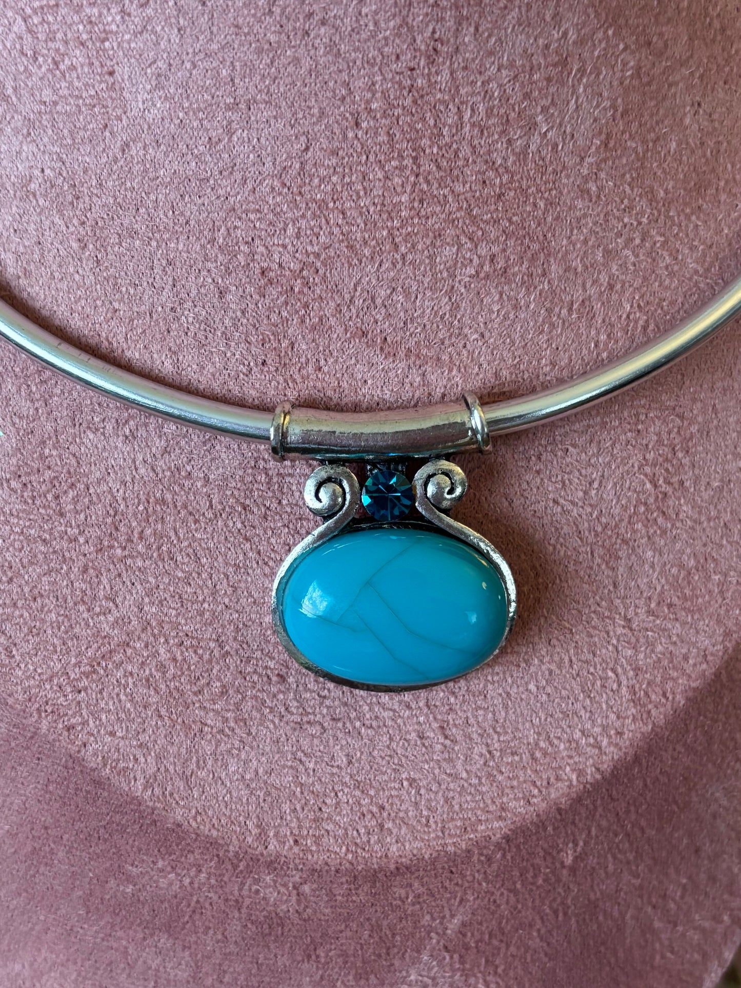 arelin cuff necklace