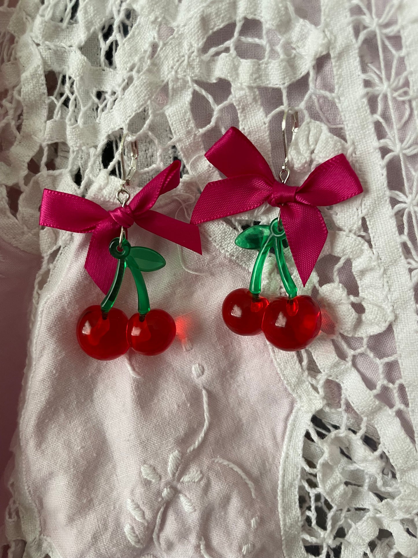 la cerise earrings